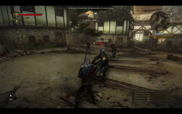 Geralt walczy z rycerzem w Wiedźminie 2. Sterowanie w grze pozwala na dynamiczne uniki i ataki.