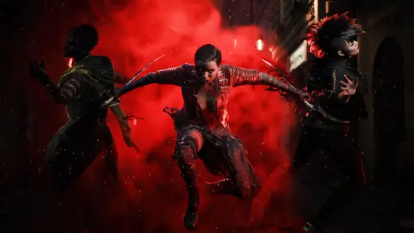 Trzy wampiry w akcji, otoczone czerwoną mgłą. Centralna postać z błyszczącymi oczami i ostrzami, gotowa do walki w świecie Vampire: The Masquerade.